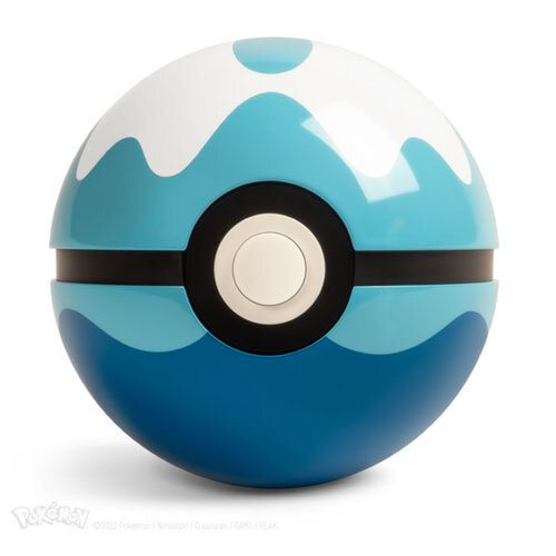 Pokémon Pokemon Dive Ball Prop Replica 1