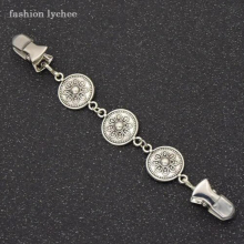 lychee Chinese Knot Crystals Sweater Clips For Ladies Jewelry Accessories