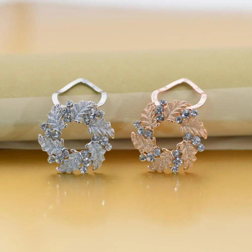 scarf clip buckle 1