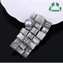 Geometric Grid Plaid Brooches Pearl 30x65mm Vintage Jewelry For Girls Kids Scarf Shoulder Suit Collar Corsages