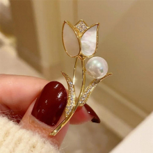 Tulip Brooches For Women Girl Pearl Shell Accessories Flower Party Jewelry Gift Brooch
