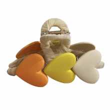 Korea Heart Shape Acrylic Hair Claw Crab Large Hair Claw Clip for Woman Girls Bath Barrette Ladies Headdress