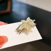 Wedding Bridal Hair Claws Girls Small Crystal Maple Flowers Metal Hair Clips Women Mini Headwear Hair Accessories
