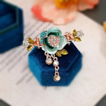Vintage Flower Hair Clip Rhinestone Charm Rose Hair Claw Crab Women Hairpins Accessories Hair Jewelry