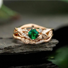 Fine Jewelry 18k Rose Rings Braided Chain Cross Winding Ring for Women Wedding Rings Natural Emerald Stone Crystals