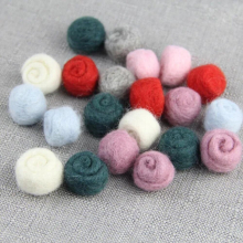 Wool felt flowers 3D flower DIY childrens hair jewelry ornament accessories clothing Christmas floral decor 40pcs 20mm