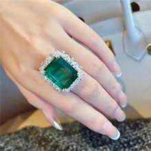 Japanese And High Emerald Ring Ladies All Match Birthday Party High End Jewelry Gift