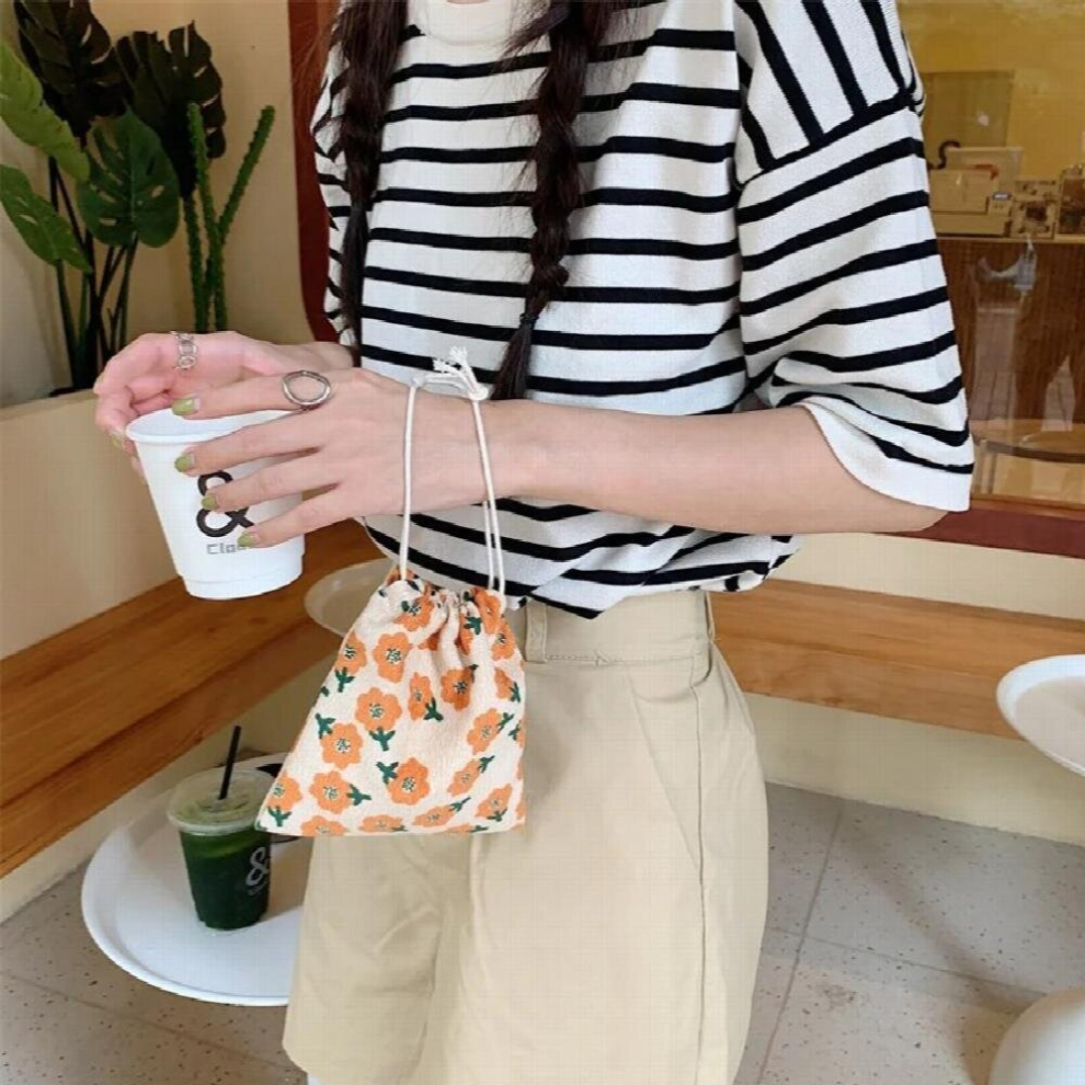 White Retro Style Floral Storage Drawstring Bag Women Finishing Storage Pouch Makeup Bag Christmas Gift Candy Jewelry Organizer