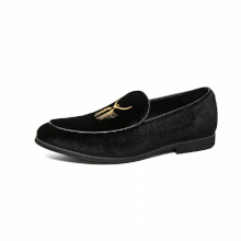Men Embroider Loafers Casual Shoes Boat Shoes Men Sneakers Driving Shoes Walking Casual Loafers Male Soft Shoes