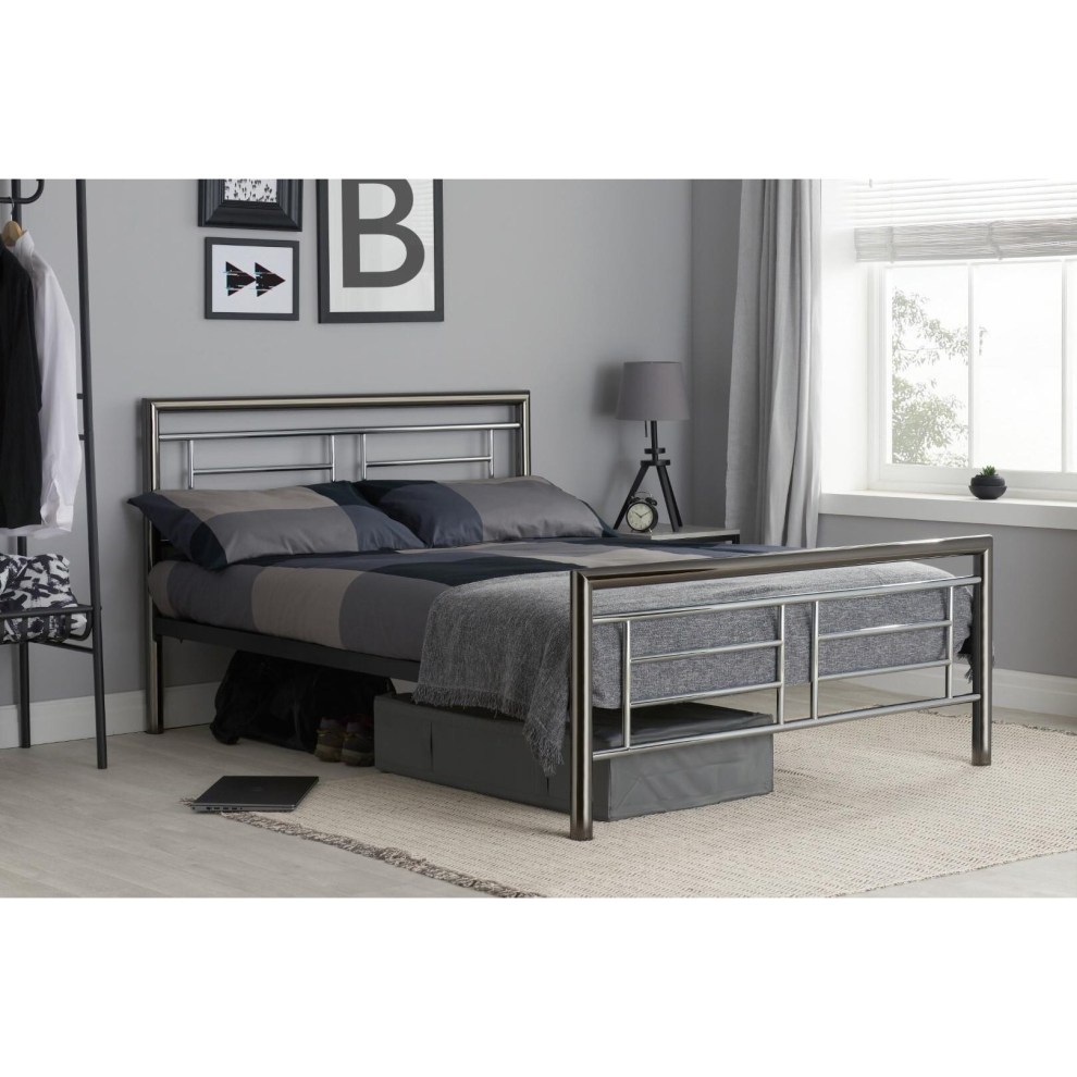 Birlea Montana Chrome & Black Nickel 135cm 4FT6 Double Metal Bed Frame Bedstead