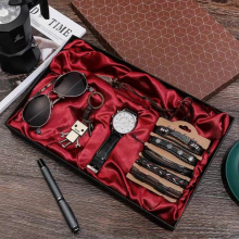 Mens Watch Set Men Quatrz Wristwatch Vintage Key chain Necklace Bracelet Sunglasses Gift for Mens Boyfriends