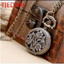 quartz pendant Three flower bronze Boys and girls Necklace pocket watches