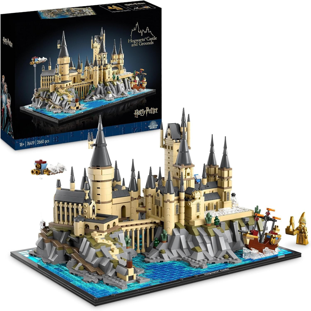 Harry Potter Hogwarts Castle and Grounds model set