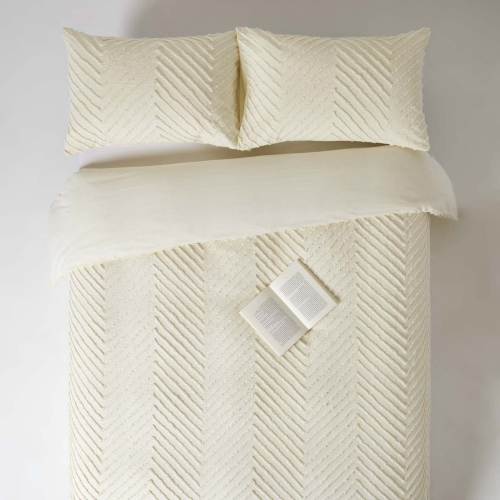 Homescapes (Double, Off White) Chevron Cotton Tufted Duvet Cover Set 1