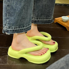 Girl Platform Flip-flops Candy-colored Flip-flops Childlike Sweet Beach Sandals Casual Outdoor Garden Clogs