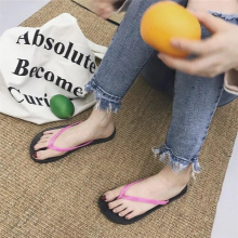 Spring And Summer Non-Slip Solid Beach Casual Flat Girls Flip-Flop DY4010