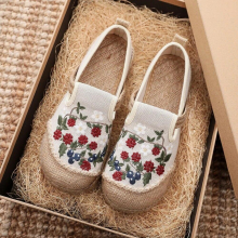 Chrysanthemum Embroidery Women Linen Cotton Slip-On Espadrilles Loafers Comfortable Casual Walking Flat Shoes Gray