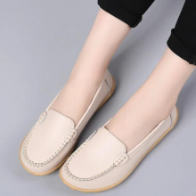 Spring Women Round Toe Shallow Flat Shoes Leather Breathable Moccasins Women Boat Shoes Ballerina Ladies Casual Shoes 34-44