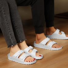 Summer flip-flops for men and women, wet-water net red beach sandals, INS double button buckle slippers casual shoes