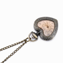 Vintage Retro Quartz Pocket Watch Love Heart Shape Glass Pendant Sweater Chain Clock Necklace LXH