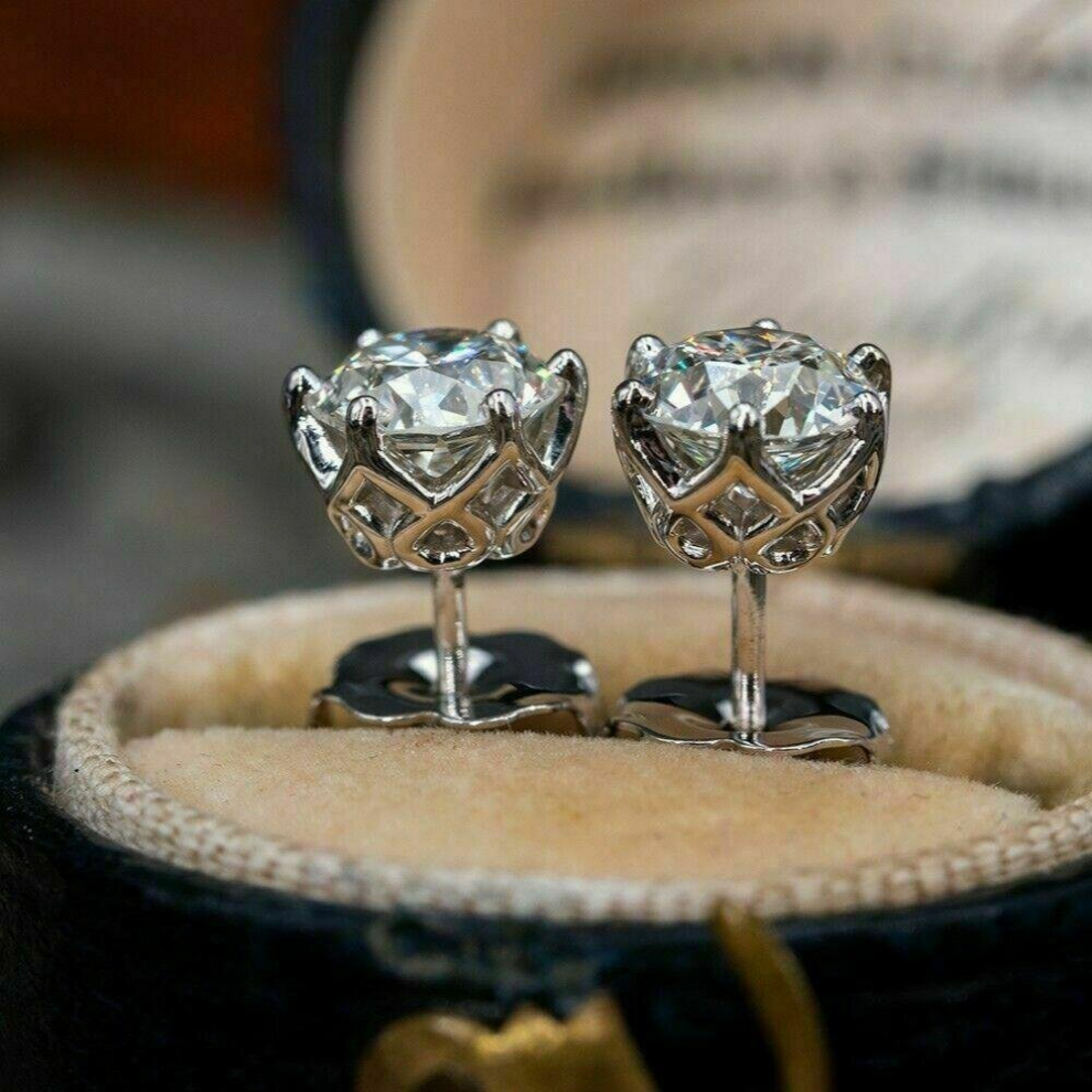 1 Pair Six claw Zircon Stud Earrings Jewelry For Women Birthday Gift For Mom Party Earrings-image-OPC-PCYCVCB-NEW