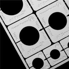 Alexen AJ0050 Modern Armored Car Tank Model Roadwheel Road Wheel Leakage Spray Stenciling Template Tools