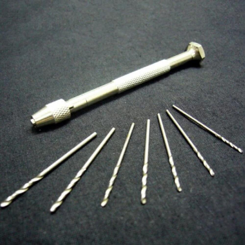 The Precision Small Hand Drill Up To The Model Making Tool and Send 7 Drill Bits 0.9-1.5mm