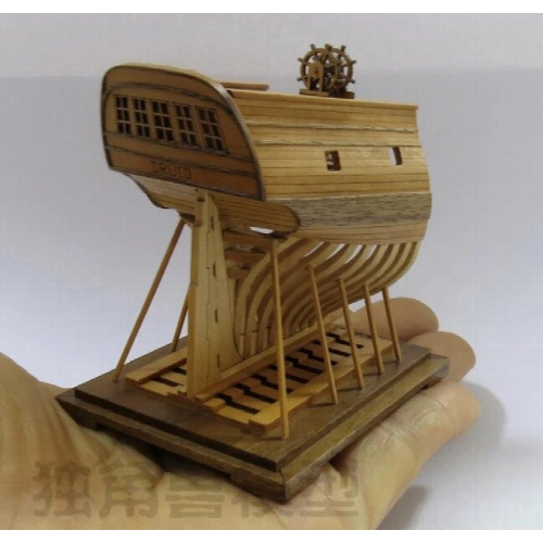 Scale 1/128 Royal Navy DRUID section kits Series 1 : section Tail wood