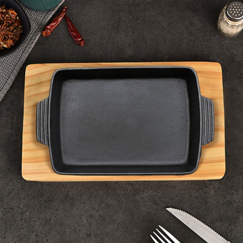 Living And Home Pre-seasoned Rectangular Cast Iron Roasting Pan Baking Tray Lasagna Baked Beef 2