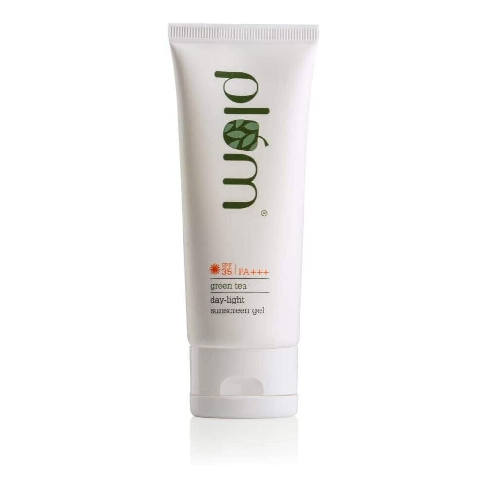 Plum green tea day light sunscreen SPF 35 PA+++ for combination | 50ml