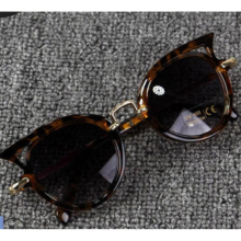 Children Baby Boys Girls Sunglasses Plastic Frame Toddler Kids Eyeglasses Fahion Beach Holiday UV400 Outdoor Protection Glasses