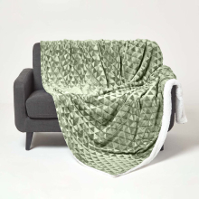 (200 x 230 cm, Sage Green) Geometric Triangle Velvet Throw