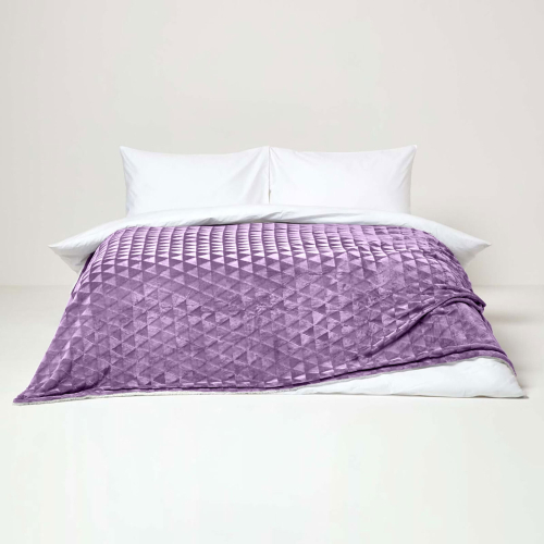Homescapes (200 x 230 cm, Purple) Geometric Triangle Velvet Throw 2