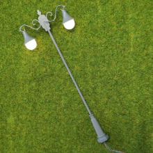 2pcs 1:50 Street Lamp Model 2 Head Street Light Model Park Lamppost High Light Led for Doll House Railway Train Layout Material