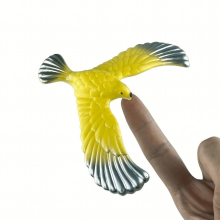 1pc Magical Balancing Eagle Toy Keep Balance Desktop Plaything Ornament Random Fiddling Christmas Gift