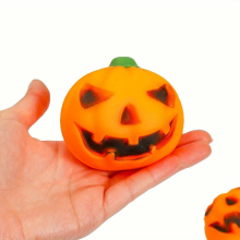 1pc Halloween Simulation Pumpkin Squeeze Ball Tricky Vent Pinch Funny Toy