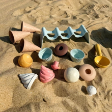 7 piece Childrens Beach Toy Sand Imprint Ice Cream shaped Snow Tool Beach Sand Tool Beach Excavation Shovel Tool Play Sand And Water