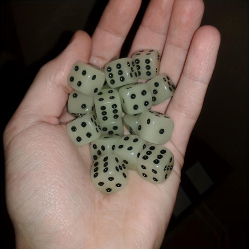 Glow In The Dark Dice Set And Dot Acrylic Rounded Dot Dices For Board Game 1
