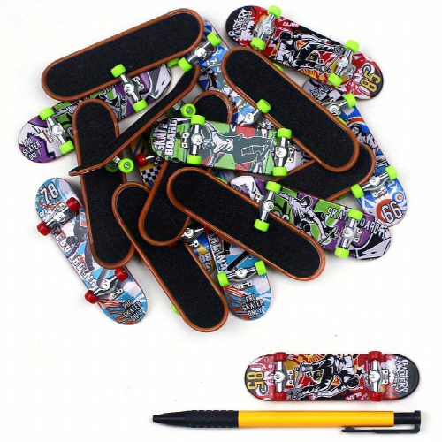 Κράμα Finger Skateboard Desktop Fingertip Skateboard Μικρό παιχνίδι 1