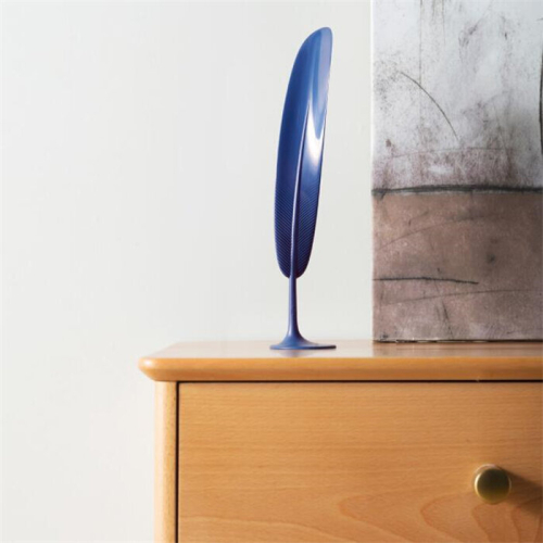 Feather Vertical Shoehorn 1