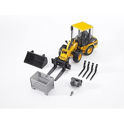 Bruder Pallet, Cable Winch and Forks Accessory Set 1