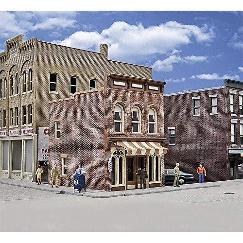 Walthers Cornerstone Vic's Barber Shop Kit