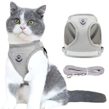 Soft Mesh Anti Pulling Kitty/Cat Harness and Lead Set for Walking, Escape Proof Fully Adjustable Cats Vest Harnesses and Leads with Handle for Small