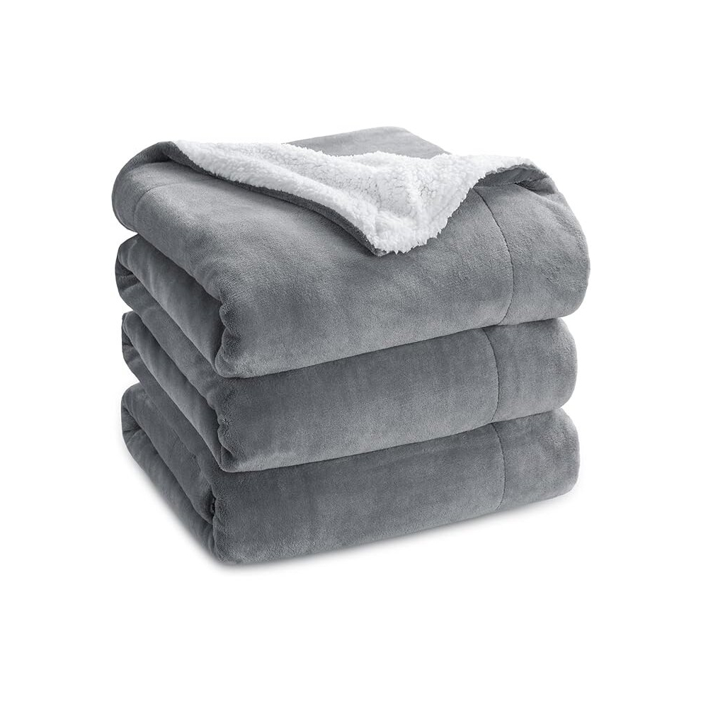 Bedsure Sherpa Fleece Blanket Queen Size Silver Grey, 220x240cm