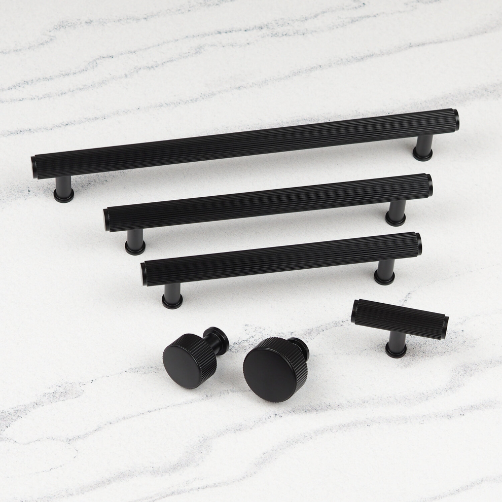 (128Mm Handle ) Matt Black Reeded Grooved Knurled Handles & Knobs 5060796709704