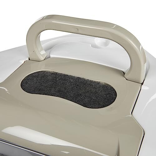 Petface Hooded Corner Cat Litter Tray 2