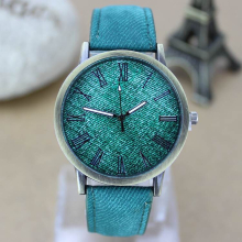(Green) Fashion Quartz Watch Gift for Friend Lovers