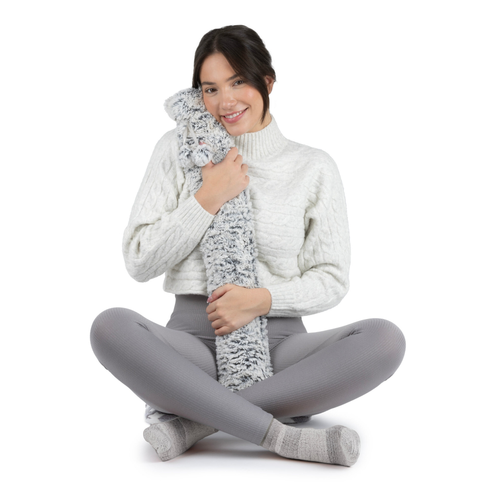 Livivo 2L Extra Long Hot Water Bottle With Fleece Cover