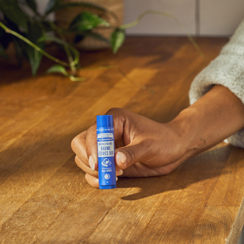 Dr Bronner's Dr. Bronner's Organic Lip Balm Peppermint 4 g 2