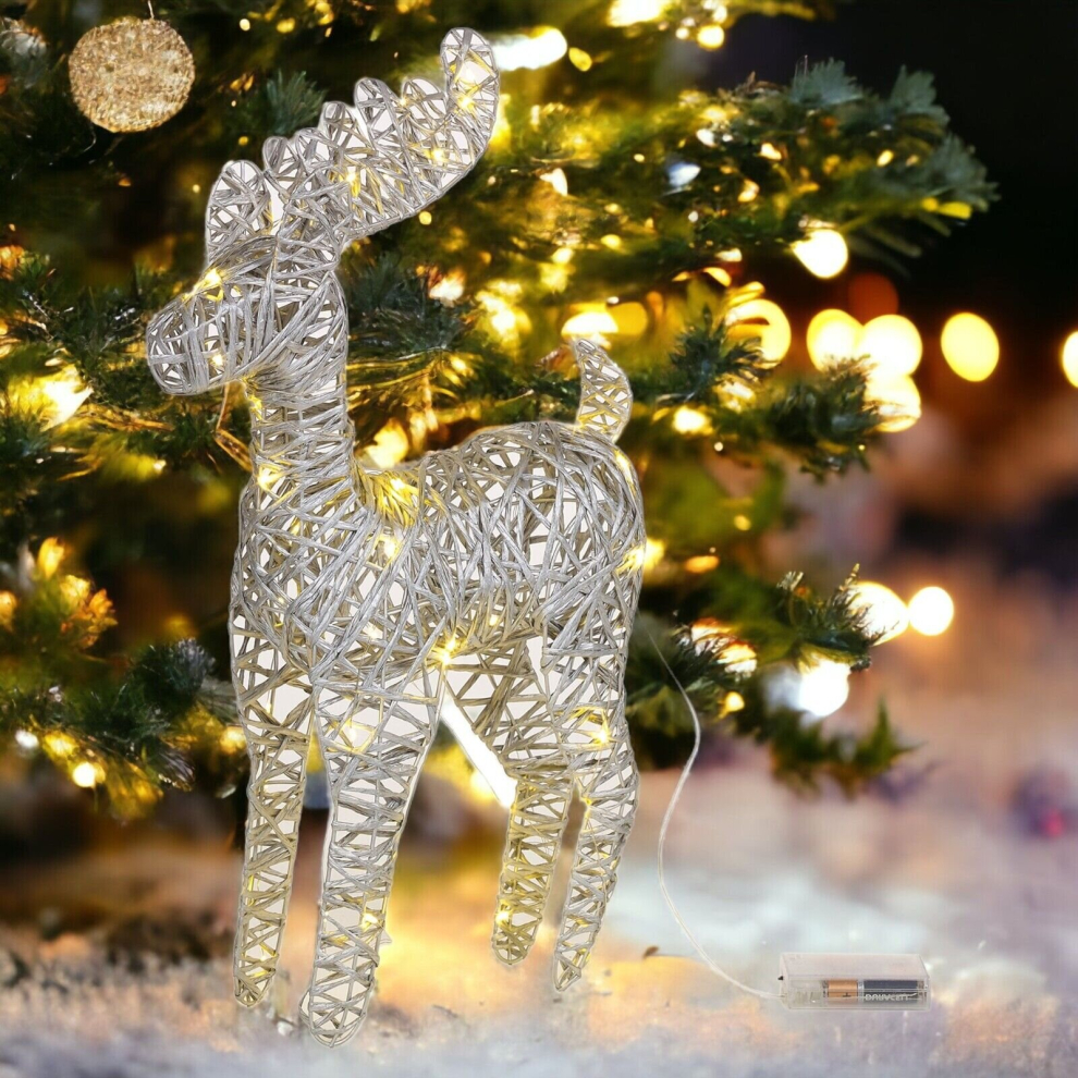 Urbn Living ( ) 2X Led Up Christmas Reindeer Rattan Metal Wire Stag Statue Decoration 45Cm Silver/Light